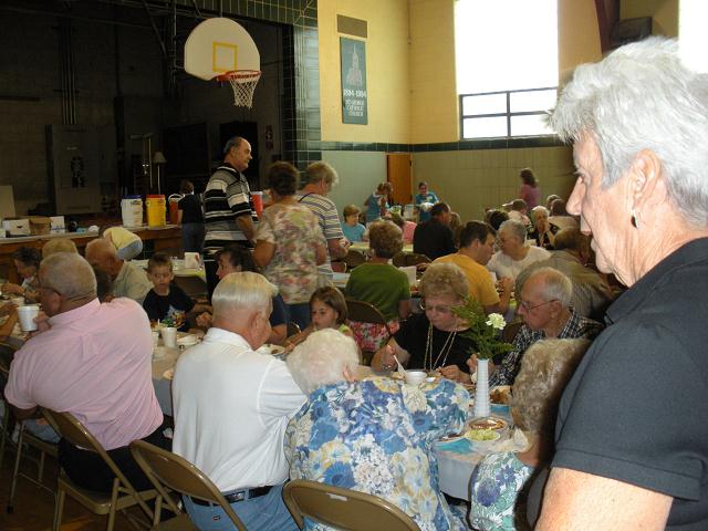 2008picnic_3.jpg